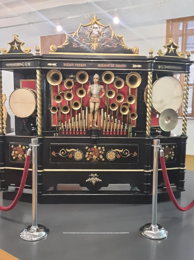 Orgue mécanique Poirot Frères - exposition temporaire Maison de la musique mécanique