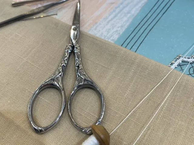 Détail outils dentelière