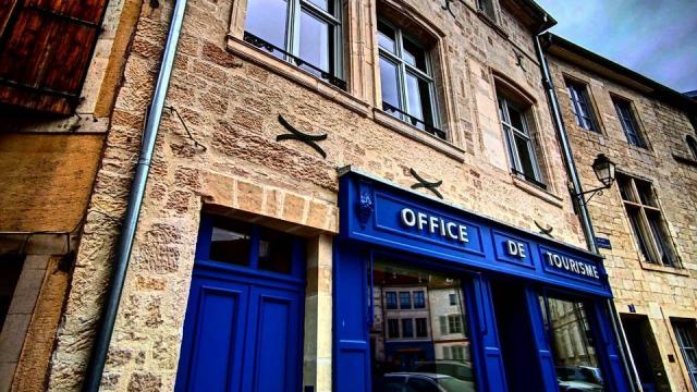 Vue extérieur de l'Office de Tourisme de l'Ouest des Vosges
