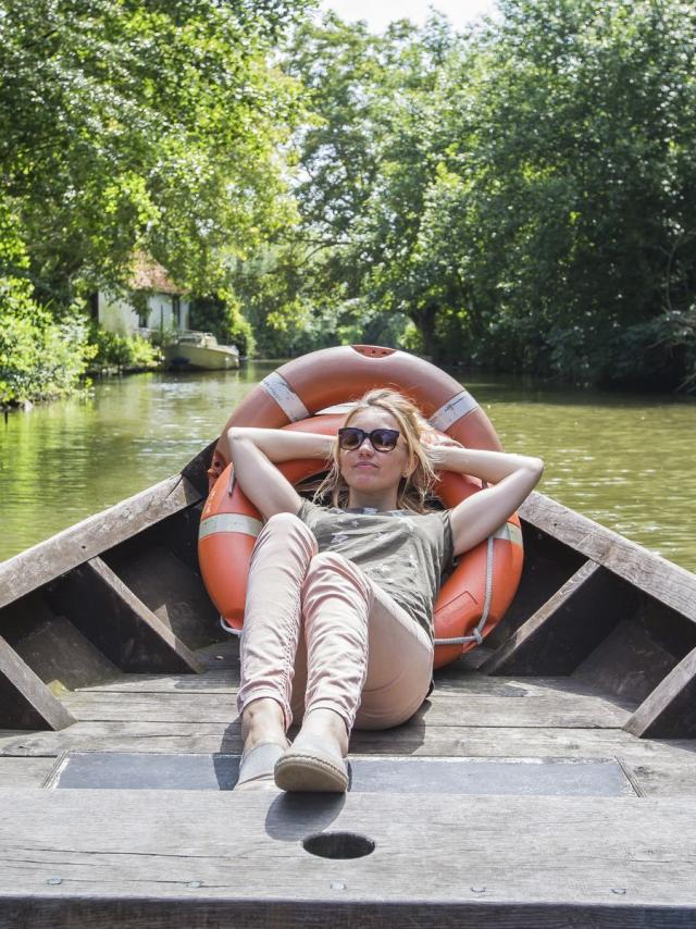 Woman Bacôve Marais Audomarois 2018