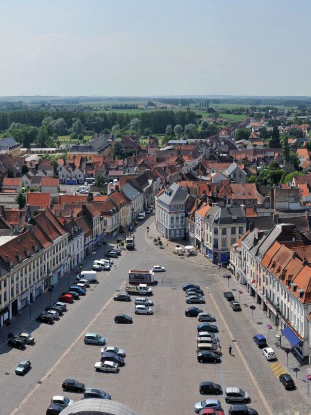 Grand-Place 2010 - Aire-sur-la-Lys (1)