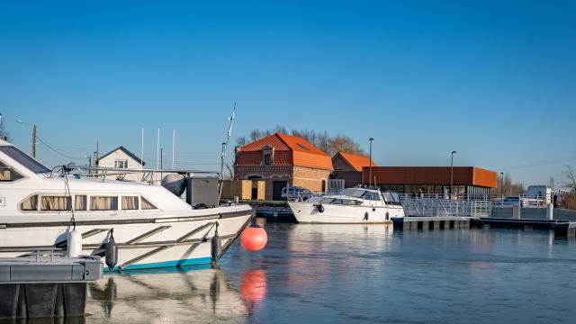 Port Fluvial d'aire-sur-la Lys