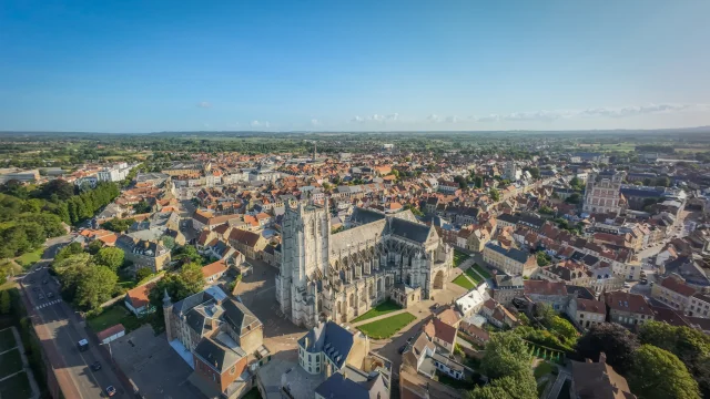 2 Drone Cathedrale Notre Dame De Saint Omer Tourismus In Pays De Saint Omer 1