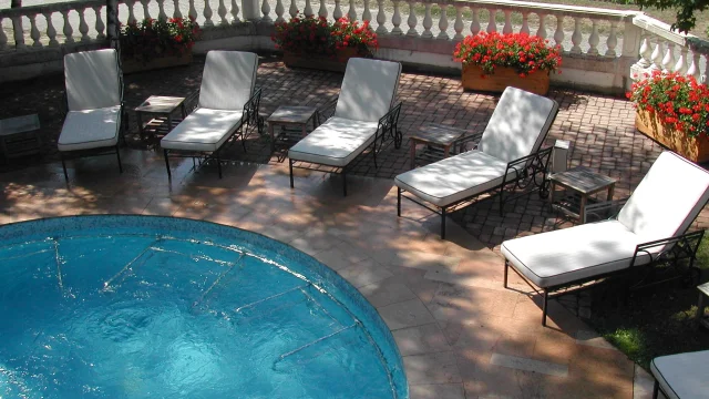 Uriage Activités Spa Piscine Transat
