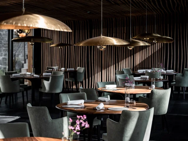 Uriage Restauration et Gastronomie - Ambiance Salle - Studio Papi Aime Mamie