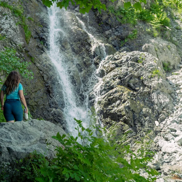 Paysage de randonnée - Cascade De L'Oursière Uriage Marie El Hajal