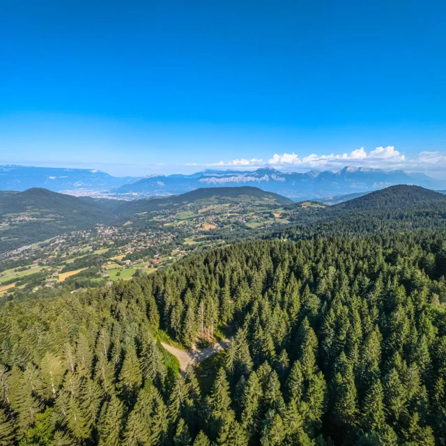 Paysage - Vue d'Uriage au drone