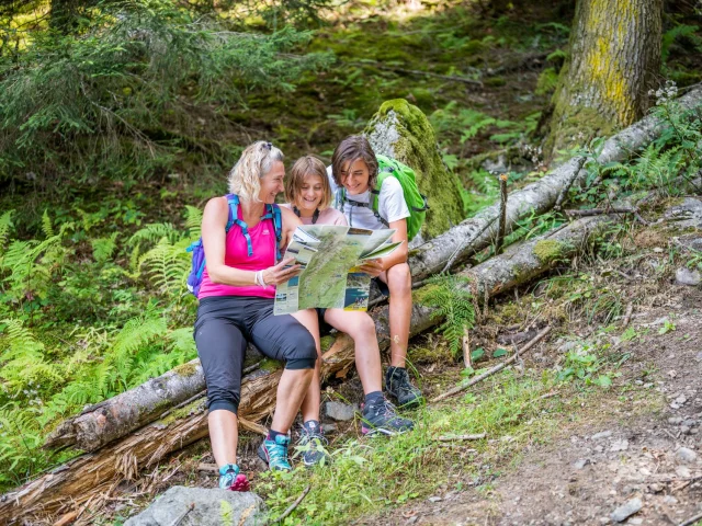 Family walks in Uriage - Johan Chemin 2022