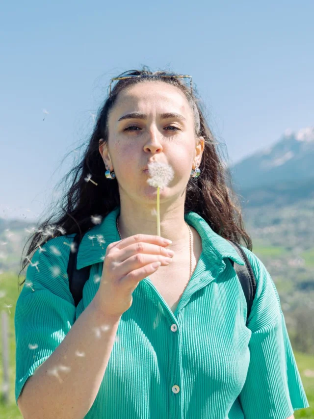 Uriage Randonnée Crêtes - Randonneuse et nature - Marie El Hajal