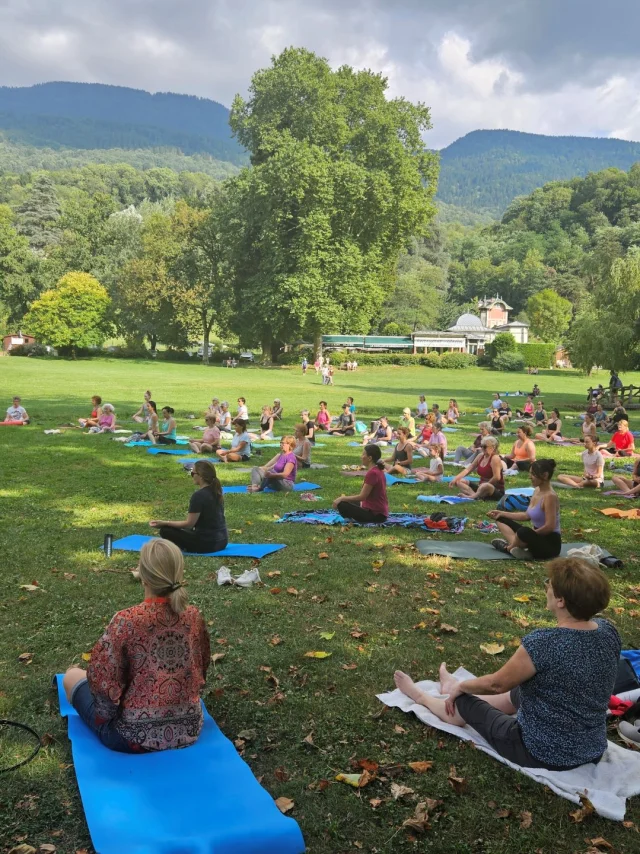 séance de Yoga Au Parc d'Uriage
