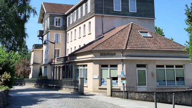 Bâtiment belvédère Uriage