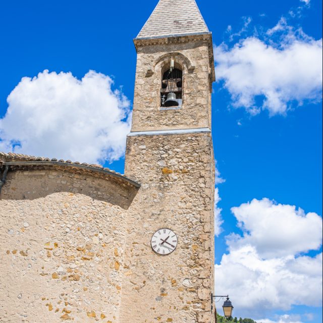 Village de Savoillans - clocher de l'église Saint Agricol