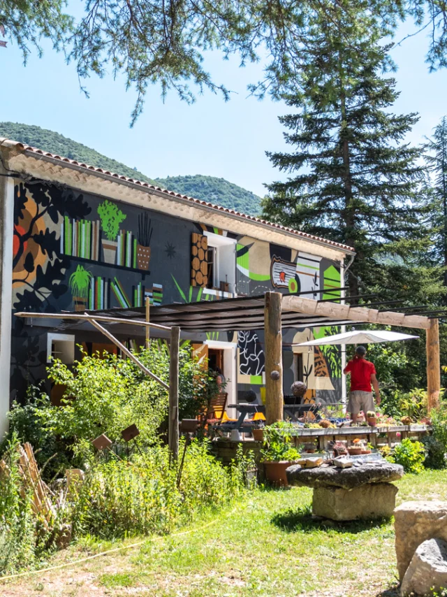 Dorian VENZI - De bijzondere tuin - Saint-Léger-du-Ventoux