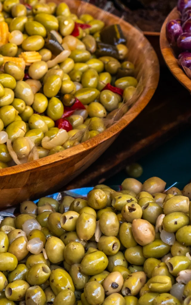 Marche Vaison La Romaine - olives