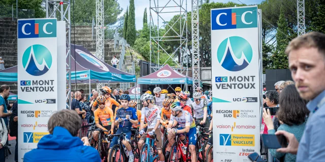 Départ de la course pro GF Mont Ventoux 2023