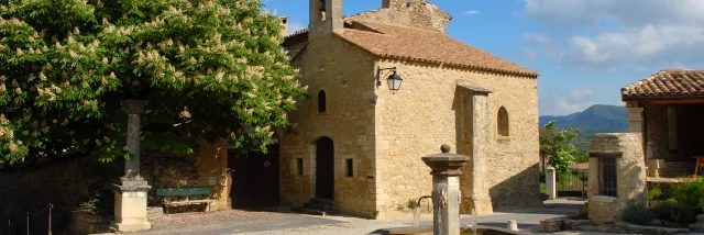 Place De La Chapelle in Faucon
