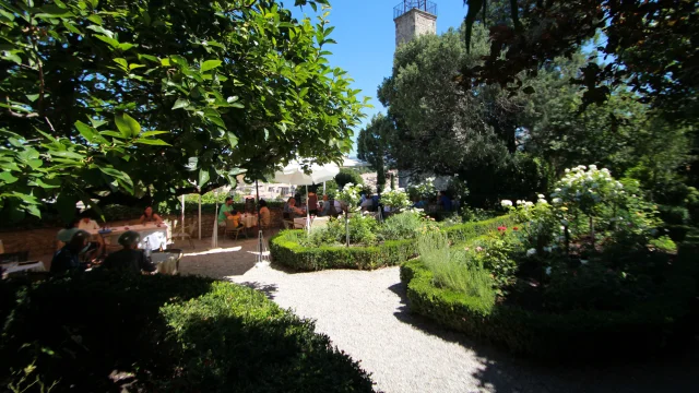 Vaison La Fontaine 2