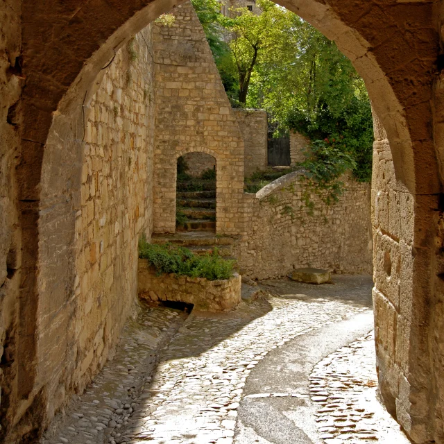 Calade Cite Mediévale