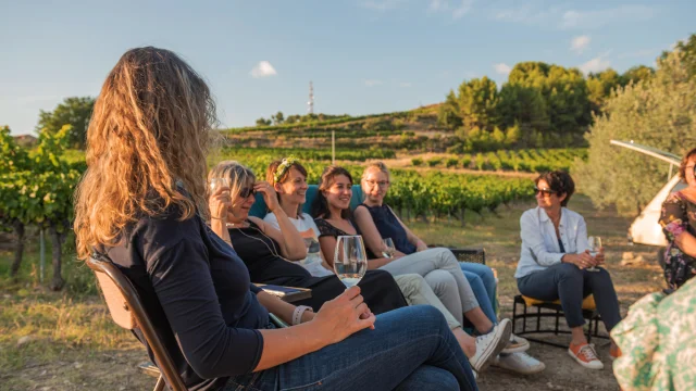 Apéro perché Youpi Tours op Domaine La Fille des Vignes voor het afscheidsfeest van Marine