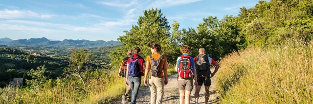 Hiking in the hills of Crestet