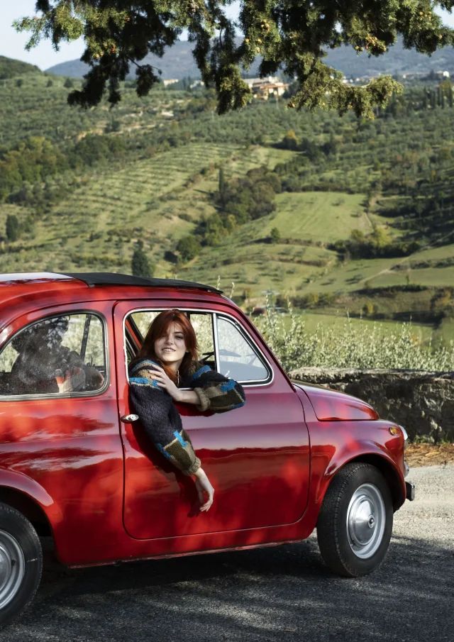 Medium Shot Smiley Woman Car 1