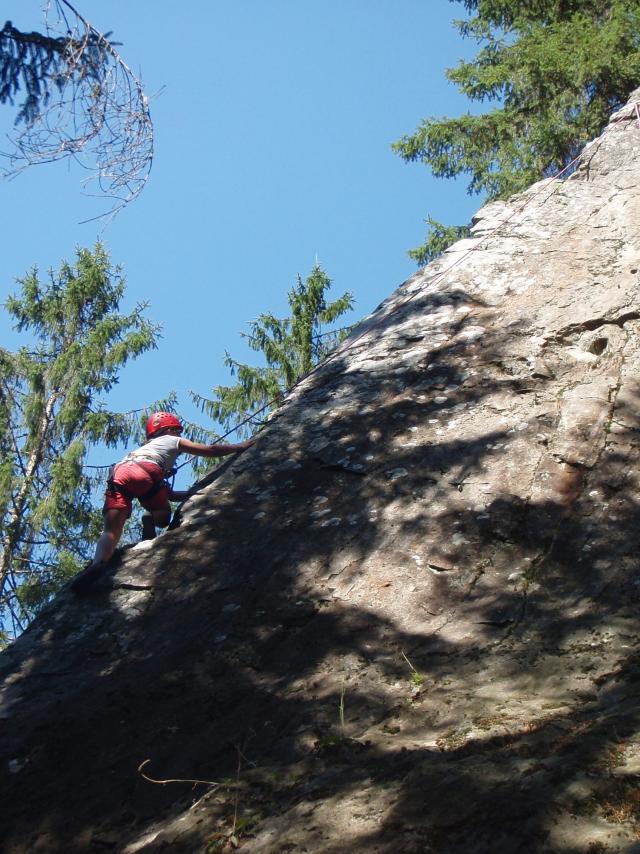 escalade-mur-du-pont-des-mottets-copyright-bureau-des-guides-de-megeve-3.jpg