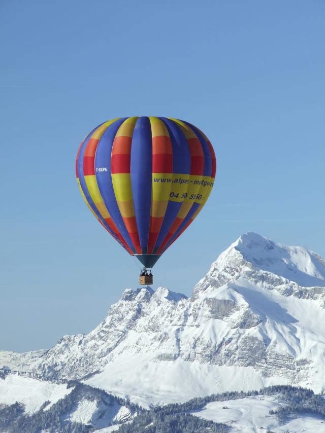 montgolfiere-prazsurarly-alpesmontgolfieres.jpg