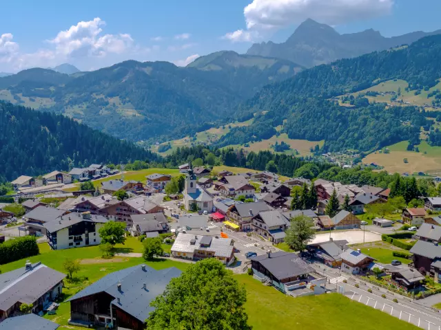 Village de Notre Dame de Bellecombe en été