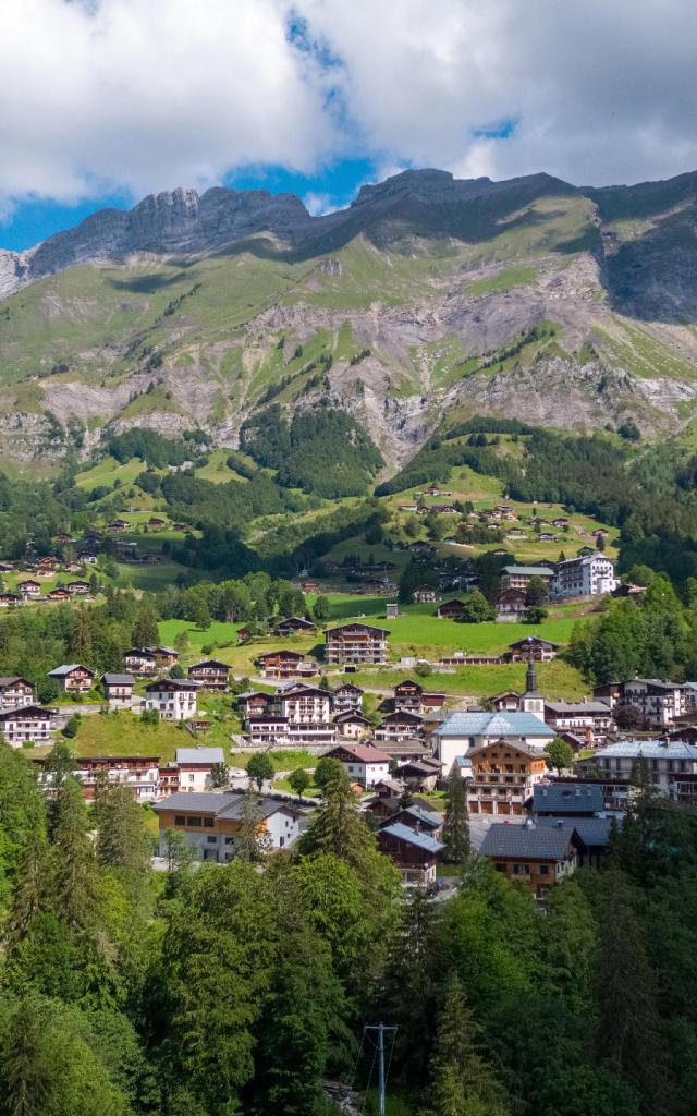 La Giettaz - Vue du village en été