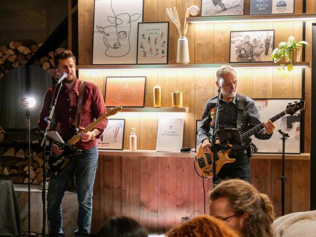 Pop box, groupe pop rock de reprises internationales