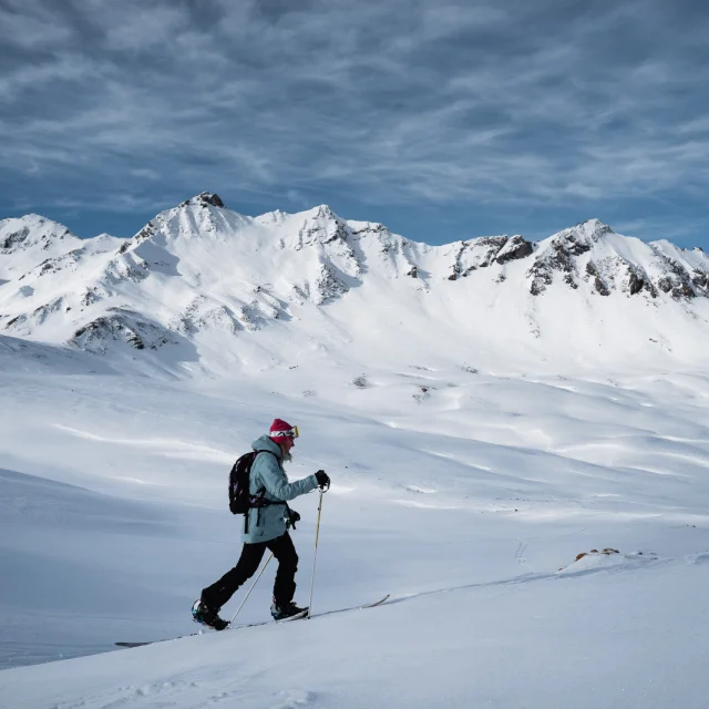 ski de randonnée; hors pistes; montagne; neige; hiver