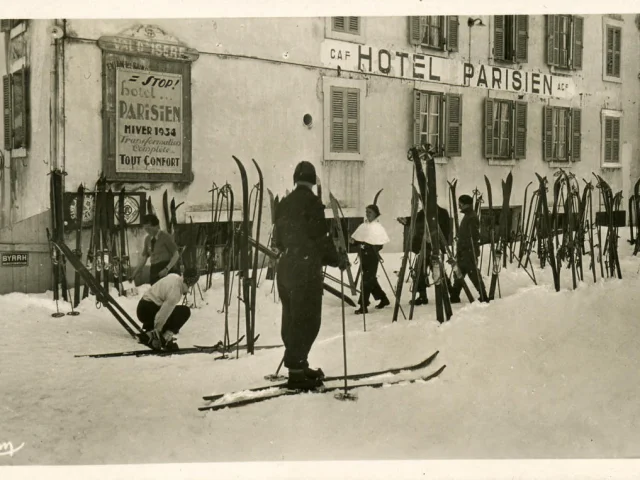 Old image, snow front