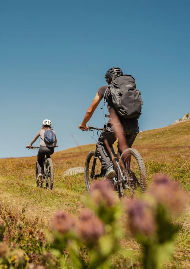 Two mountain bikers on the Bike Park Tignes - Val d'Isère slopes