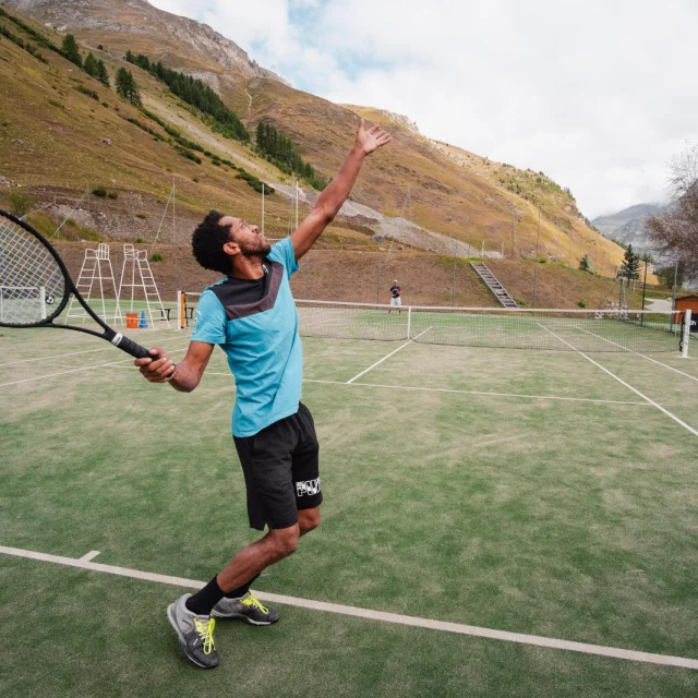 Session de tennis en plein air