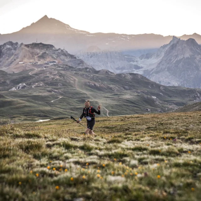 Un athlète en pleine course sur le Odlo High Trail Vanoise