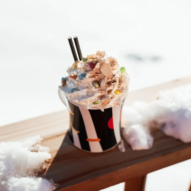 Maison Louly Café Bellevarde et son chocolat chaud à Val d'Isère