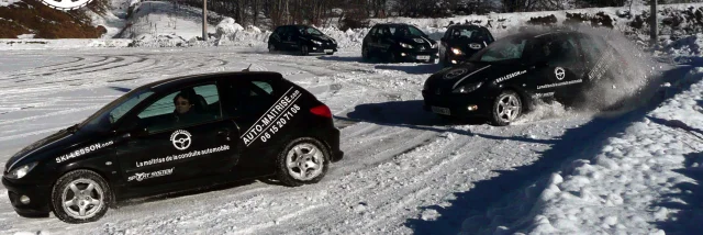 Winter driving school on snow and ice in Val d'Isère