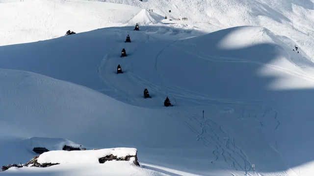 Snowmobiling by Evolution 2 in Val d'Isère