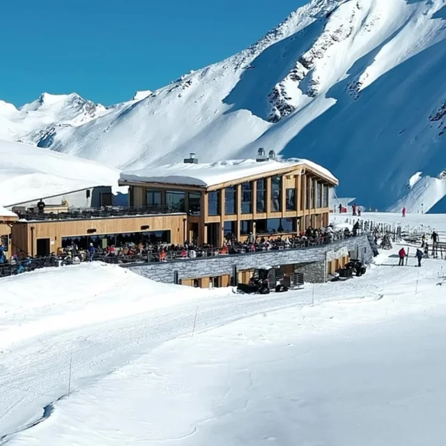 Restaurant La Plage L'Ouillette à Val d'Isère en hiver