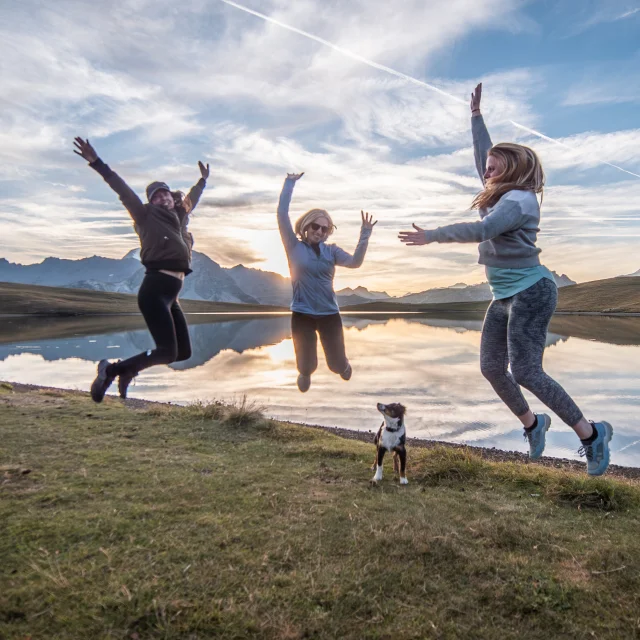 Lago di Ouillette con amici e cane