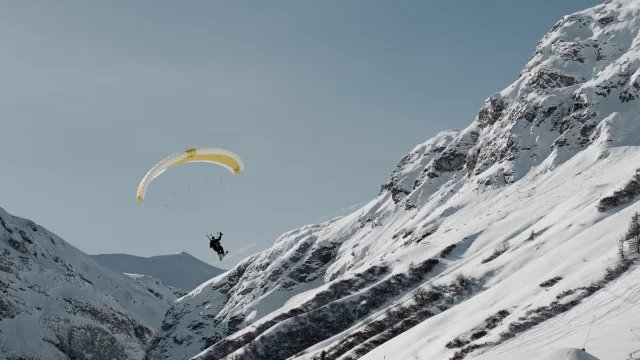 Parapendio - Velocità in inverno in Val d'Isère