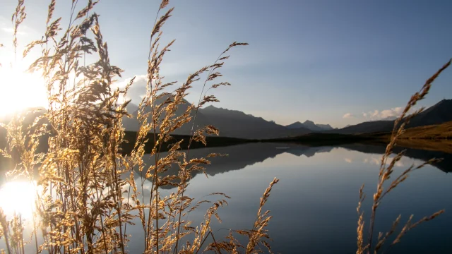 Autumn sunset at Lac de l'Ouillette