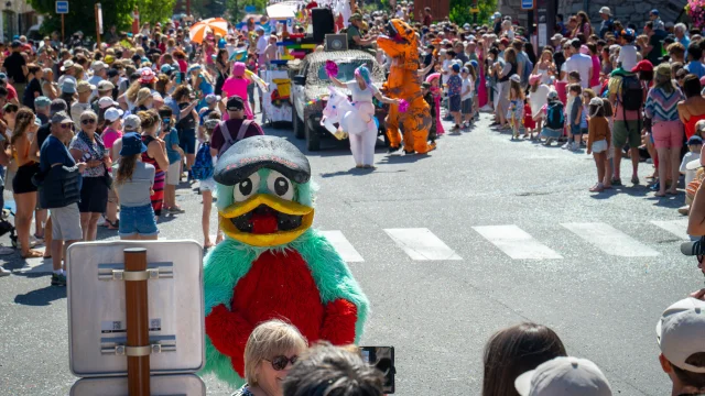Fête du Vieux Val à Val d'Isère en été
