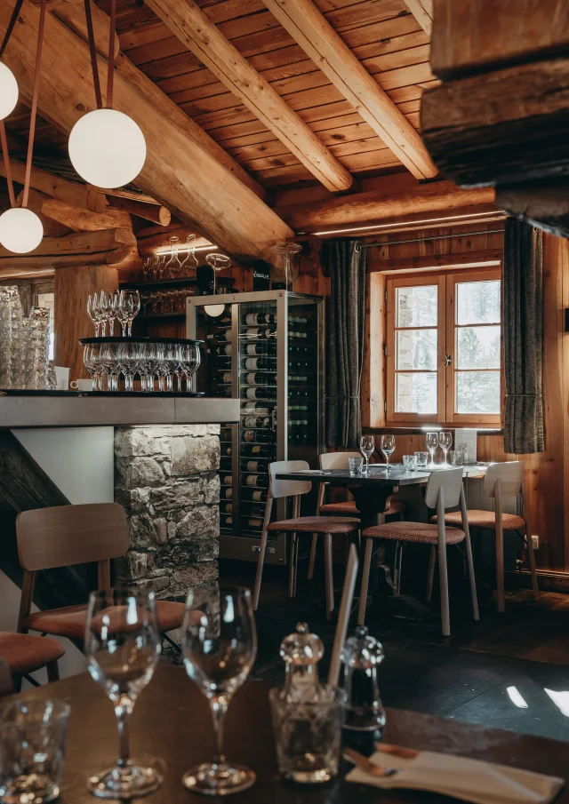 Intérieur du restaurant L'Edelweiss à Val d'Isère