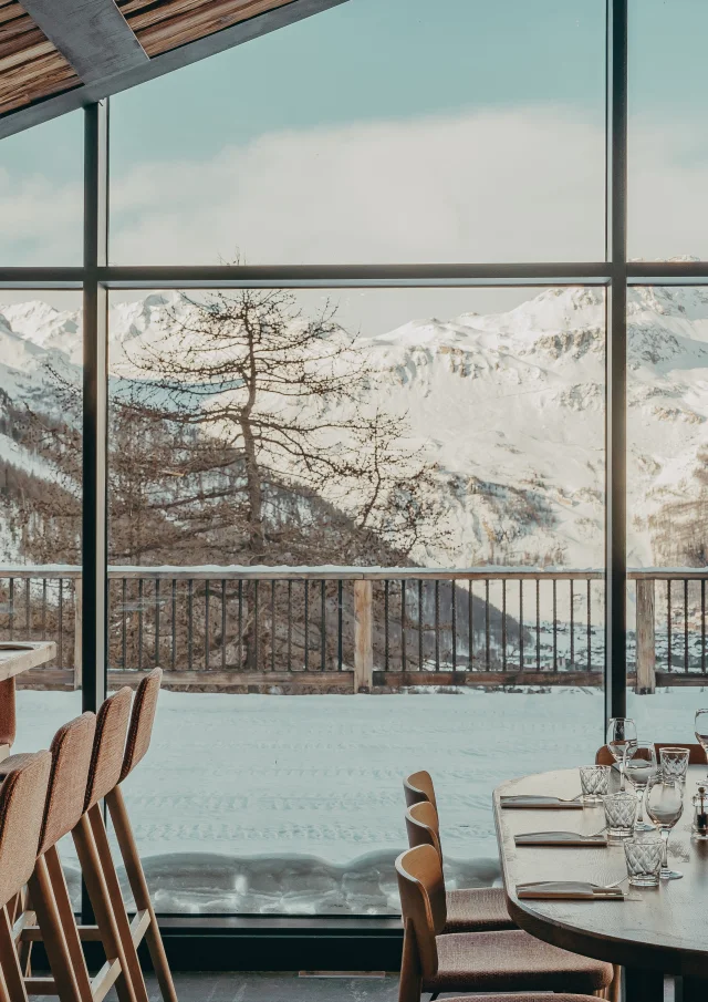 Intérieur du restaurant L'Edelweiss à Val d'Isère