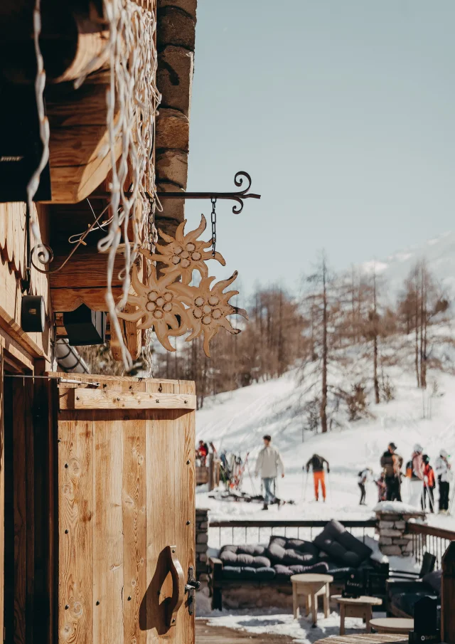 Extérieur du restaurant L'Edelweiss à Val d'Isère