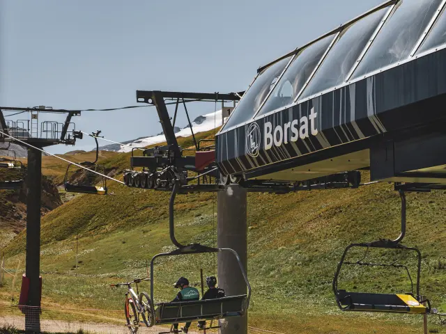 Télésiège de Borsat en été