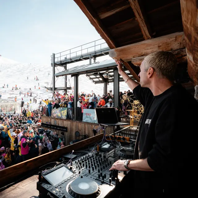Après-ski à la Folie Douce de Val d'Isère