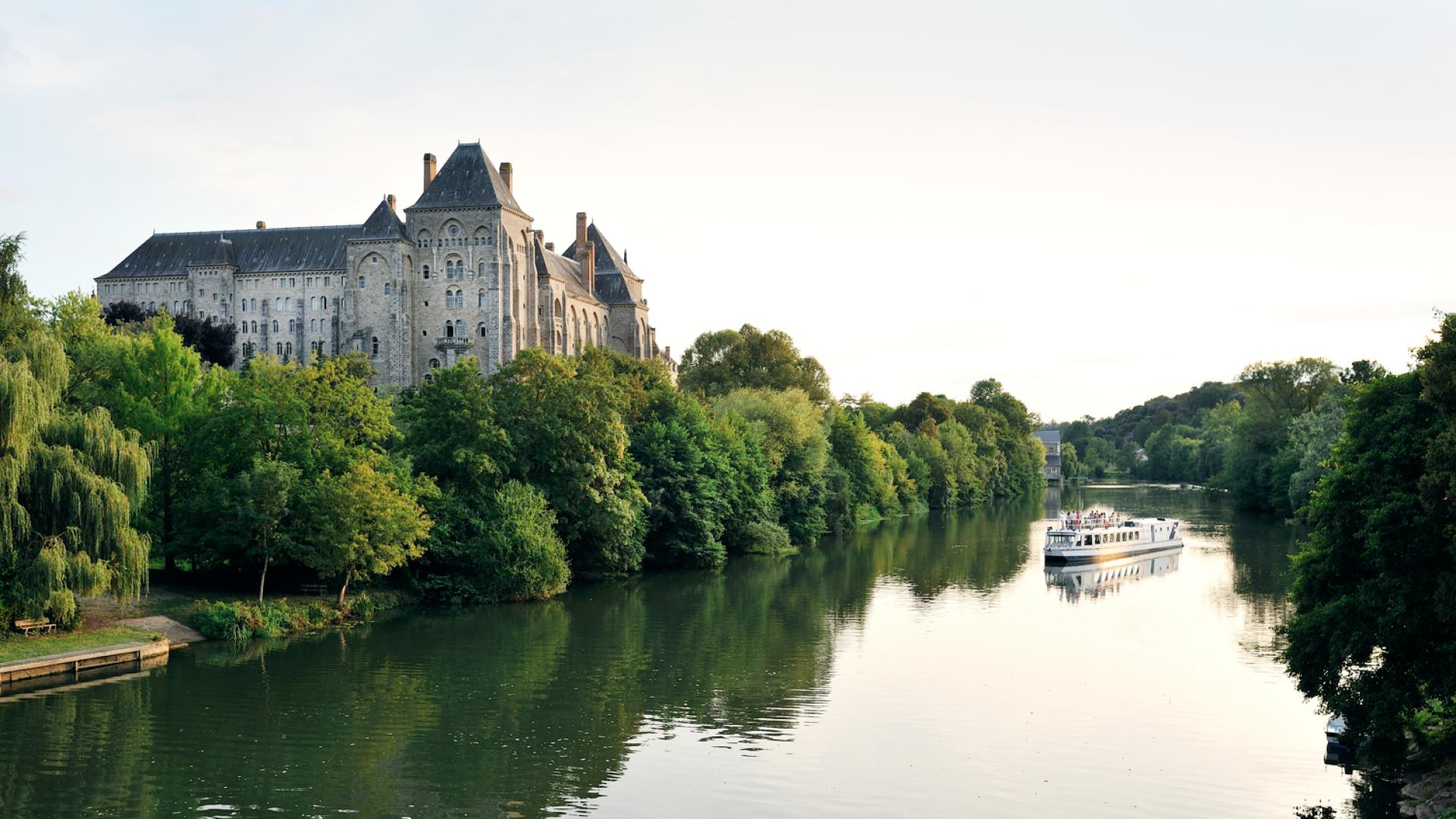 Our Tourist Information Offices | Office de Tourisme Vallée de la Sarthe