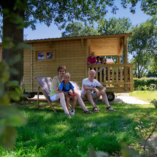 camping-de-lhippodrome-en-valle-de-la-sarthe.jpg